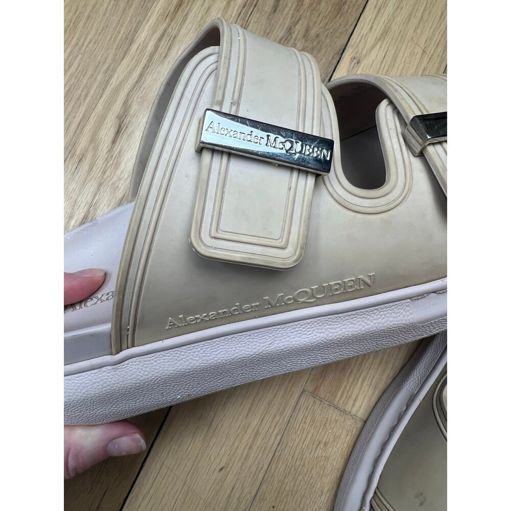 Alexander McQueen Hybrid Rubber Slides Beige Tea Rose Sandals Women 38 US 8 FLAW - Picture 7 of 16